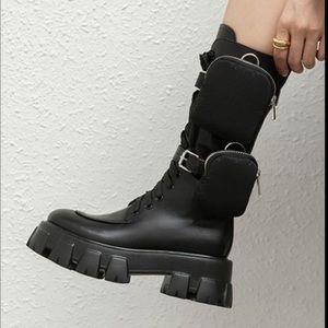 ♥️♥️♥️Tall Black vegan lugg boots NWOT